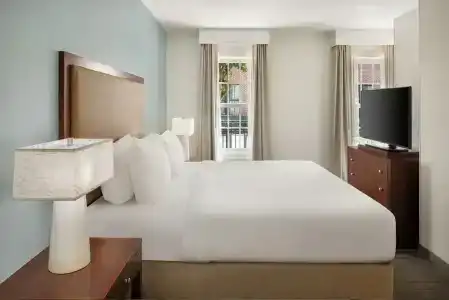 Residence Inn Savannah Downtown Historic District - 76