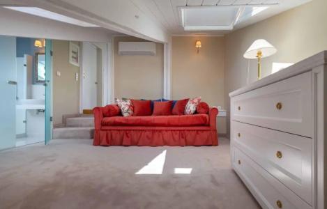 Noble Suites - 125
