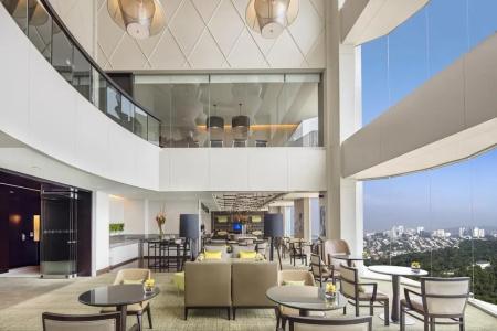Hilton - 22