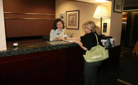 Hampton by Hilton - 34