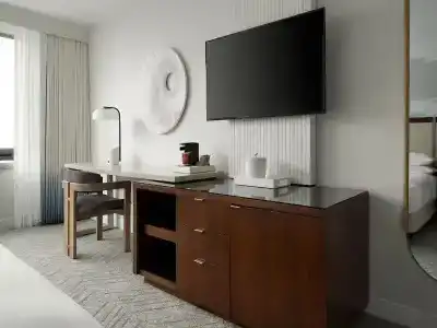 Renaissance Long Beach - 34