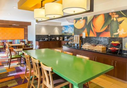 Fairfield Inn & Suites - 21
