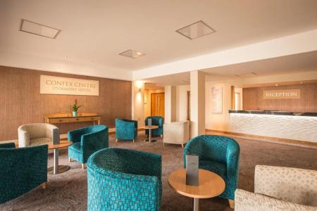 The Stormont - 32