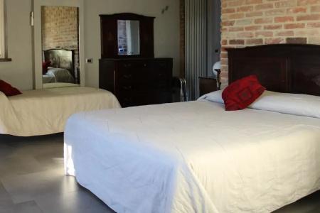 Red Wine Camere - 52