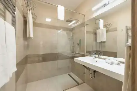 Silver Crown & Residence, Palace Quarter - 8