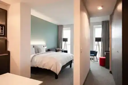 sylc. Apartment– Serviced - 112
