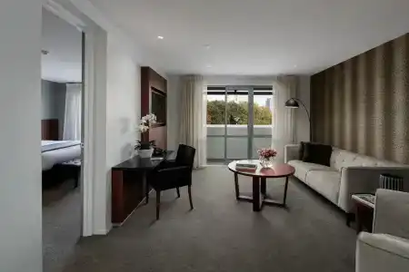 Rydges Latimer - 155