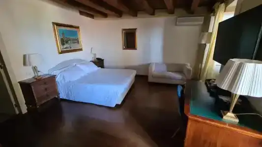 Piazza Vecchia - 61