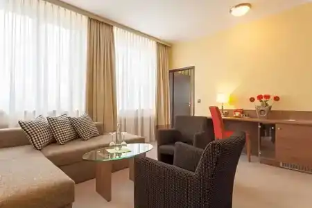 Best Western Augusta - 88