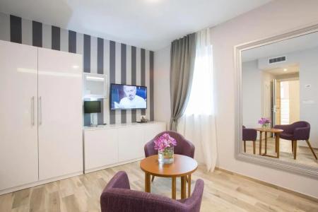 Boutique Intermezzo - Pag centre - 3