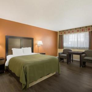 Quality Inn & Suites Airport - 36