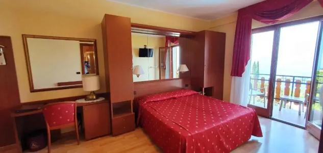Diana - 40