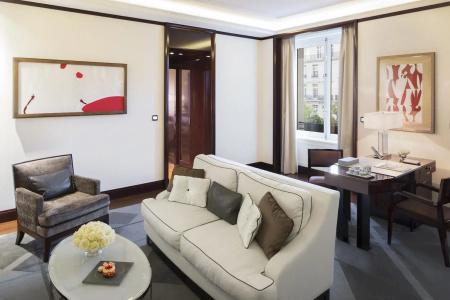 The Peninsula - 6