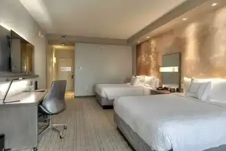 Courtyard by Marriott - 64