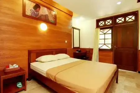 The Soemarsono - 24