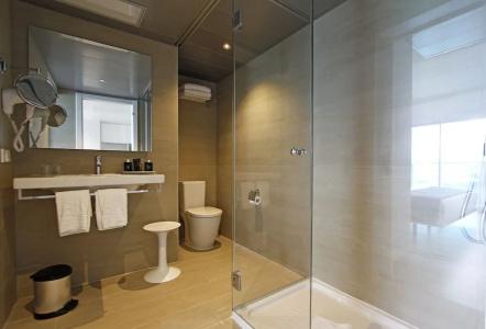 Tonga Tower Design & Suites - 36