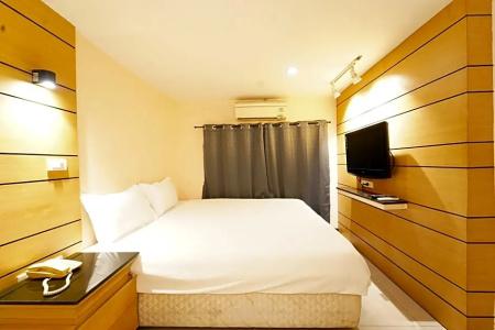 Smart Suites - 102