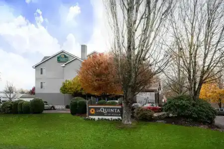 La Quinta by Wyndham - 14
