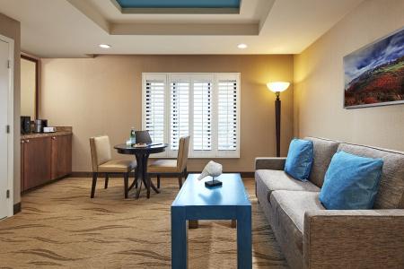 Empress La Jolla - 37