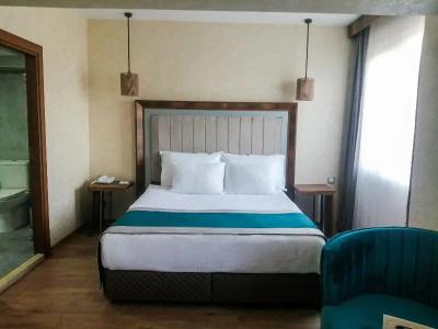 The Life & Spa - 55