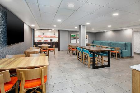 Hampton Inn - 34