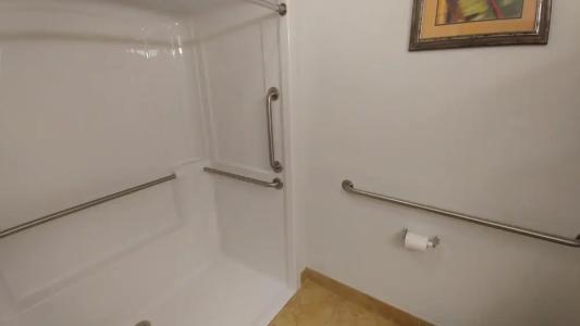 Days Inn & Suites by Wyndham - 39