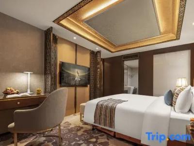 Sichuan Minshan Lhasa Grand - 66