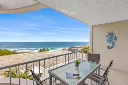 La Mer Sunshine Beachfront - 42