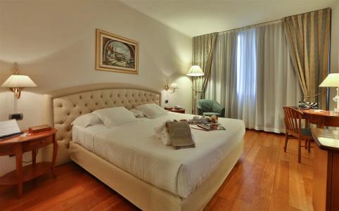 Best Western Globus City - 93