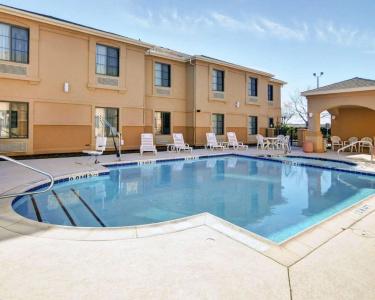Quality Inn & Suites Dfw Airport South - 15