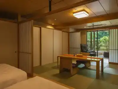 Shimoda Central - 1