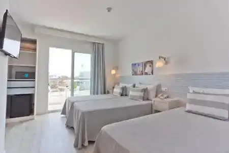 30 Degrees - Pineda Splash - 41