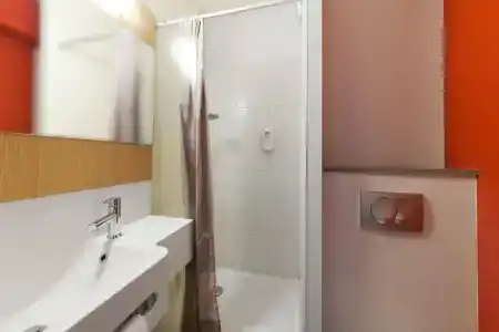 b&b hôTel Rennes Ouest Villejean - 9