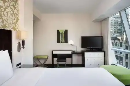 Best Western Premier Herald Square - 53
