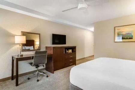 Best Western Plus Inn - 45