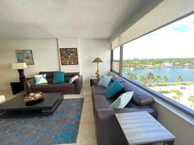 The Alexander All Suites - 608