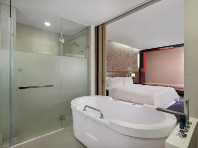 Four Points by Sheraton Bangkok, Sukhumvit 15 - SHA Certified - 22