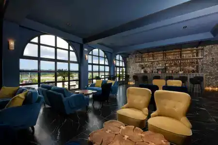 The Royal Grand - 24