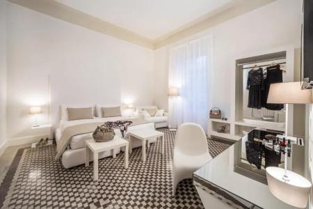Home Boutique Luxury & Design - 37