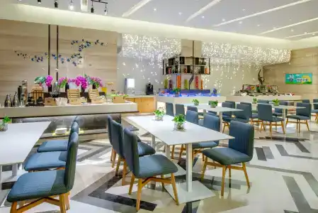 Holiday Inn Express Chengdu Huanhuaxi, An Ihg - 46