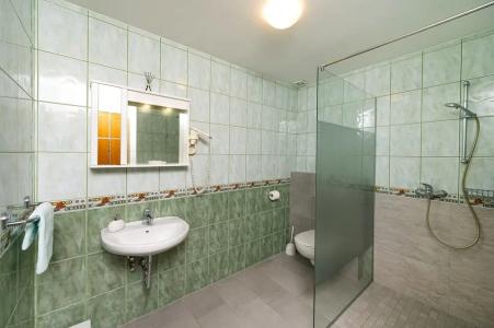 Rooms &  Pr Matjon - 67