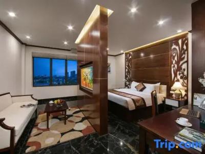 Royal St Hanoi - 135