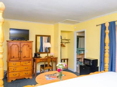 Land o Nod Inn - 60