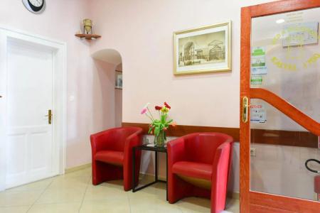 Kastel 1700 Boutique - 1
