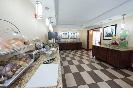 Hampton Inn - 31