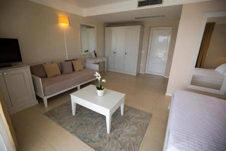 Folie Marine Beach & Club - Soleil Resort - 40