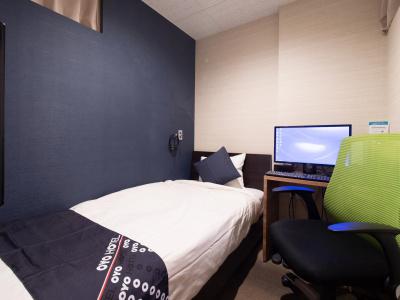 Oyo Smart Sleeps - 68