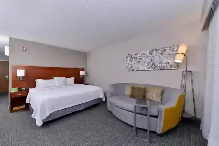 Courtyard - 31