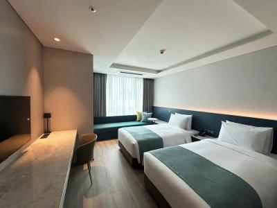 Crown Harbor Busan - 85