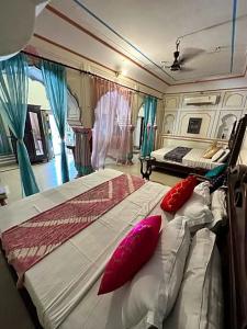 Rawla Mrignayani Palace - 72
